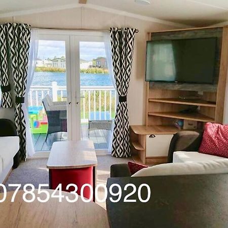 Haven Haggerston Castle Caravan Hire Cheswick  Extérieur photo